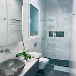 Casa Felipe 4 * 阿德耶